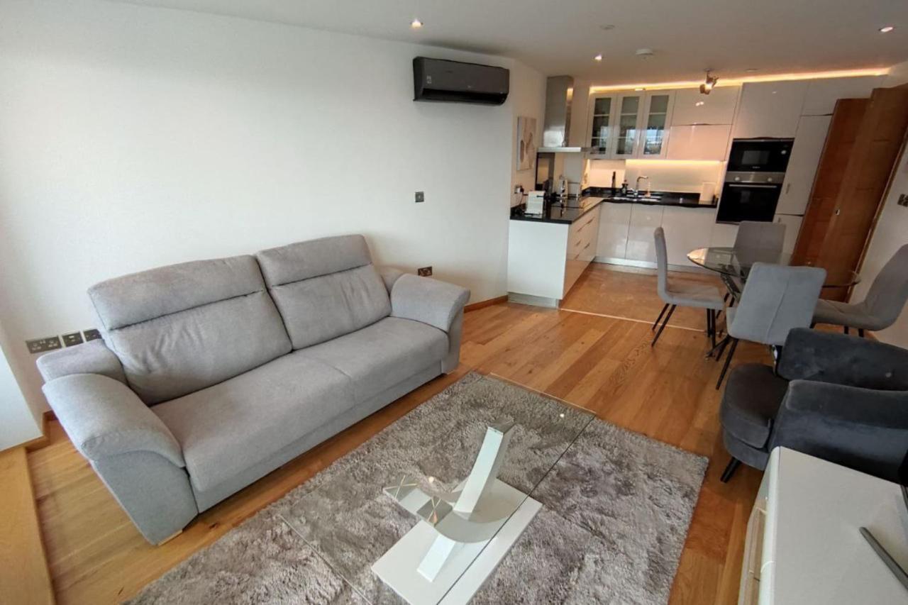 Seaside Serenity Oasis - High Floor - Stunning Views 直布罗陀 外观 照片